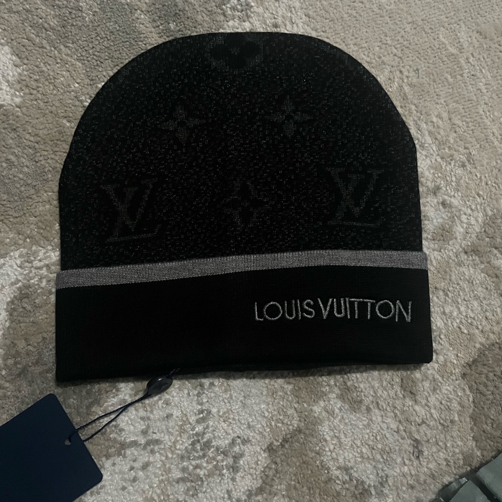 Louis Vuitton Black and Gray Knit Hat